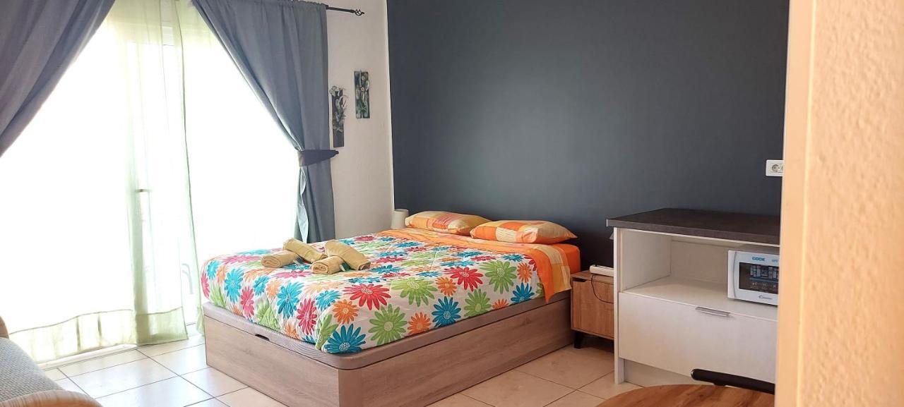 Mareverde Blue Studio Tenerife Адехе Екстериор снимка