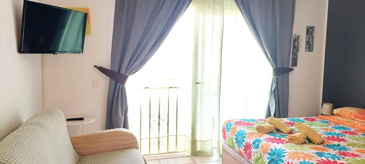 Mareverde Blue Studio Tenerife Адехе Екстериор снимка